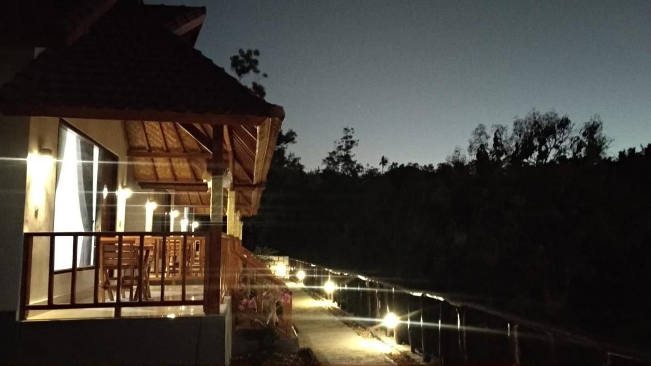 Vina Bungalow Toyapakeh 外观 照片